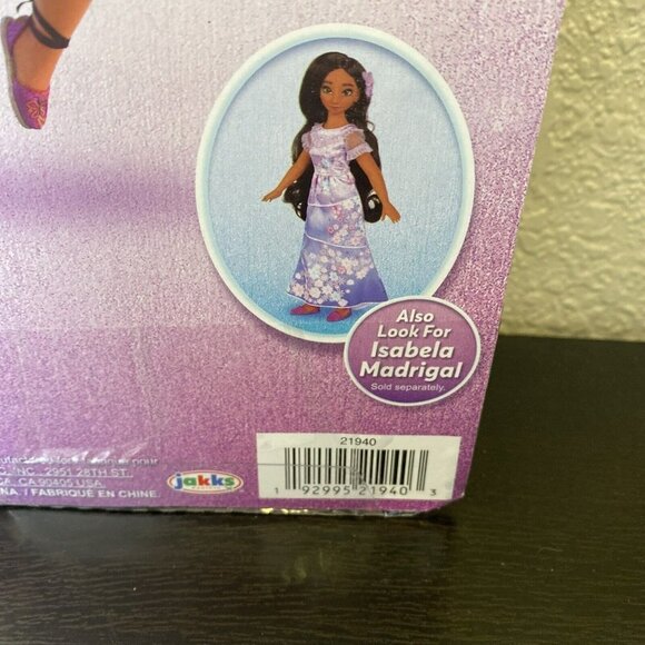 JAKKS Pacific Disney Encanto Mirabel Madrigal Doll - Picture 3 of 5
